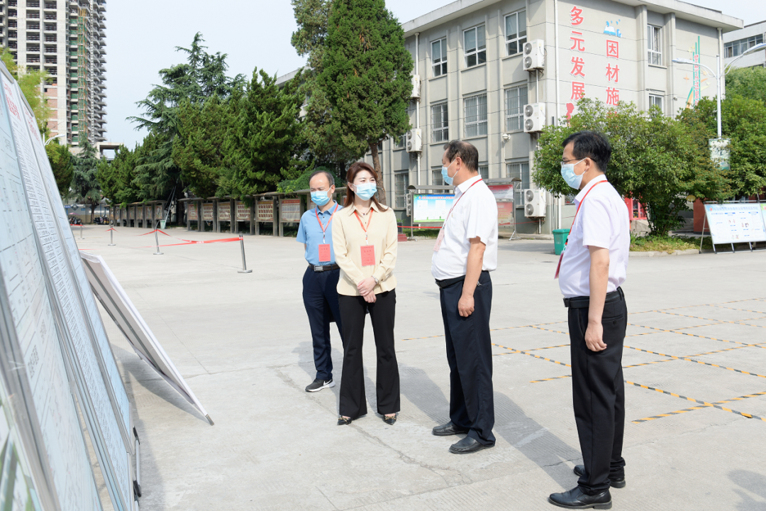 王健梅巡查高考工作 - 城固县人民政府